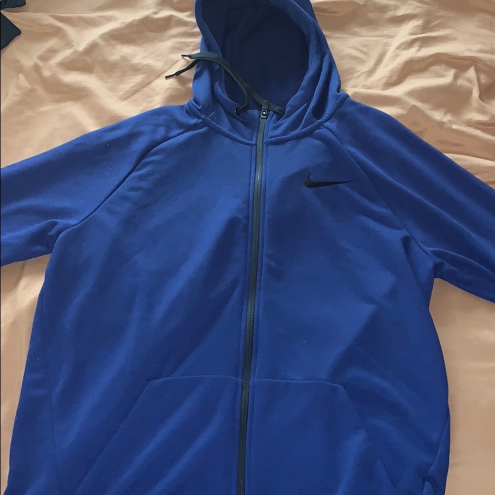 Men’s large Nike hoodie